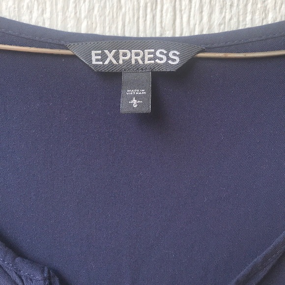 Express Dress with Flutter Sleeves || Size L - Picture 6 of 7